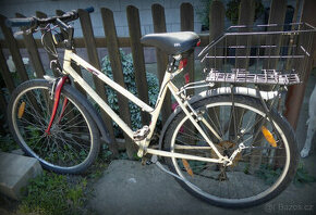 Dámské kolo MADISON pěkné, funkční