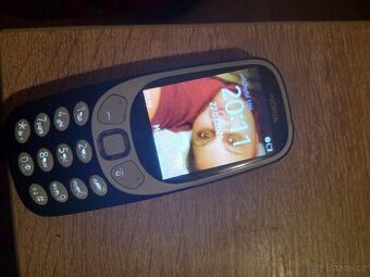 Prodám Nokia plně funkční