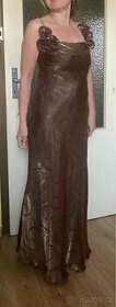 Společenské šaty