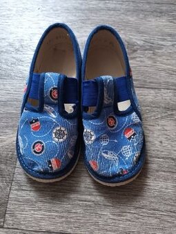 Dětské modré bačkory, vel. 24