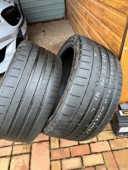 Michelin Pilot Super Sport  265/35 ZR19