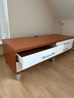 Obývací stolek pod tv