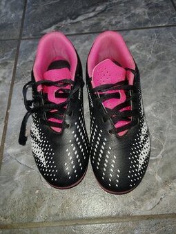 Dětské kopačky, velikost 33