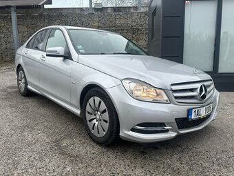 Mercedes-Benz C 180 2013