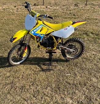 Suzuki rm 85