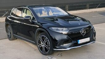 Mercedes EQS SUV