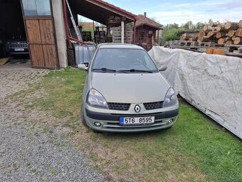 Prodám osobní automobil Renault Clio 1.6 16V