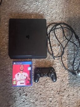 Ps4 slim + ovladač + kabeláž + hra