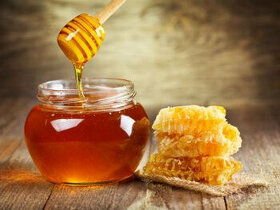 Včelí med domácí - 1