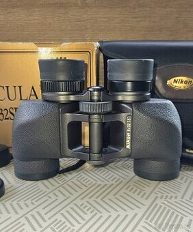 Dalekohled Nikon 8x32 SE