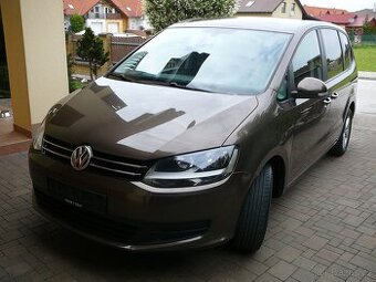 VW SHARAN 2.0 TDI 103KW NAVI WEBASTO OPCPARK ALU SERVISKA
