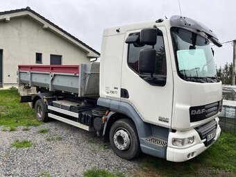 DAF LF 45.180 hákový nosič kontejnerů