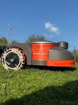Prodám robotickou sekačku Segway Navimow H1500E v záruce.