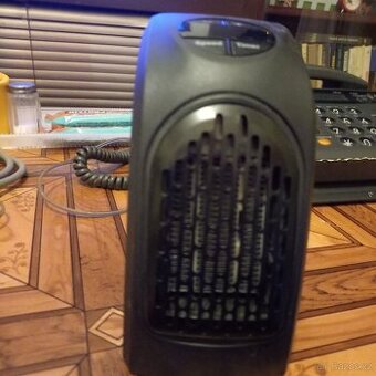 Teplovzdušný mini ventilàtor