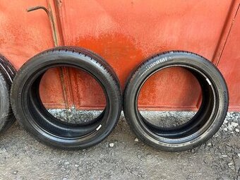 Prodám gumy 215/45/17 Continental