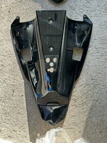 Yamaha R1 kapoty