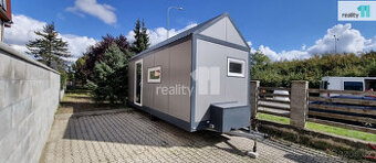 Stylový mobilní domek se zahradou 270m2 v Praze 5, Barrando