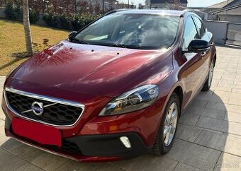 Volvo V40 Cross Country Momentum,1596 cm3, 132kW