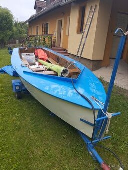 Plachetnice Waurien