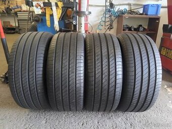 Sada letních pneu 235/40/18.Michelin.