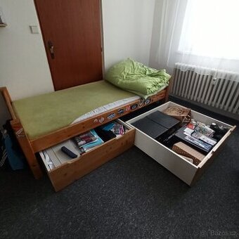 Dětská postel s úložnými boxy