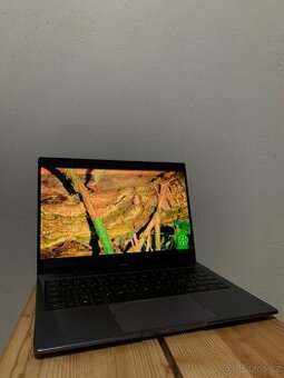 Huawei Matebook 14 + Sluchátka Gogen