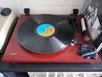 Gramofon Teac TN-180BT-A3 Cherry