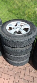 KIA Sportage - sada zimních kol s Alu.disky 6,5x16 ET 31,5