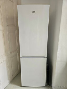 Lednice Beko RCSA 365 K30W
