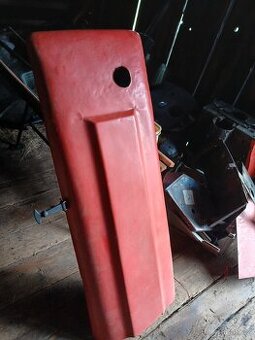 Kapota zetor 6911