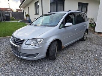 Náhradní díly VW Touran 1T2 stříbrná LA7W