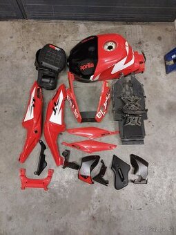 Aprilia rsv tuono 1000R