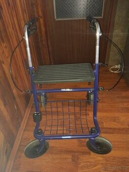 skládací chodítko, brzdy RYCHLE DOVEZU nebo POŠTOU