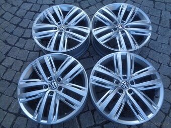 Alu kola/disky 5x112 r19 Originál VW - Auckland