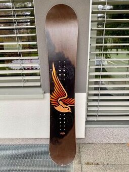 Snowboard “Stroyer” made by Mervin Mfg in the USA délka 155