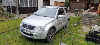 grand vitara 1.6 benzín 4x4