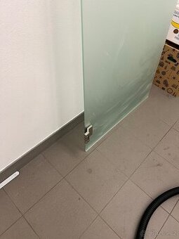 Prosklené dveře Sapeli