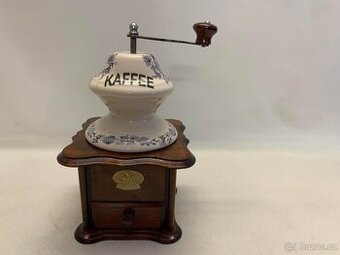 Porcelánový stolní mlýnek na kávu - Cibulák velký č.3