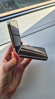 Luxusní Samsung Galaxy Z Flip 5 (512 GB) v záruce