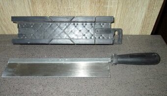 Pilka na lišty + pokosnice - set