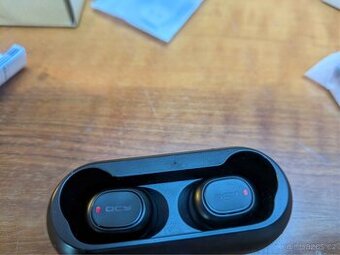 🎧 Bezdrátová sluchátka QCY T1C