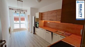 Pronájem bytu 3+1 v centru, 108 m², České Budějovice, Jeroný