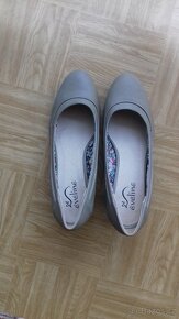 Lodičky, nové, vel. 37