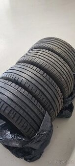 Sada 235/45/18 Michelin Pilot a Continental 23 a 24 rok