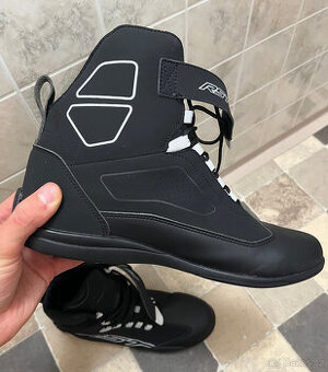 RST boty SABRE CE 3053 black/black/white