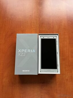 Sony Xperia XZ 2 - 1