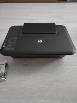 Tiskárna HP Deskjet 2050 + nový toner