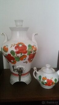 Starý funkční samovar