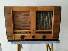 Rádio Tesla T516-A