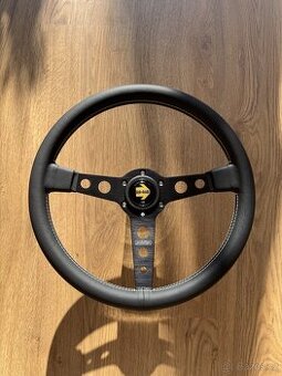 Sportovni volant Momo style Prototipo černý